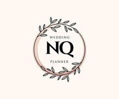 nq initialen brief hochzeitsmonogramm logos sammlung, handgezeichnete moderne minimalistische und florale vorlagen für einladungskarten, save the date, elegante identität für restaurant, boutique, café im vektor