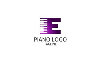 brev e piano logotyp design för musik Lagra, kompositör, producent, utgivare, kurs vektor