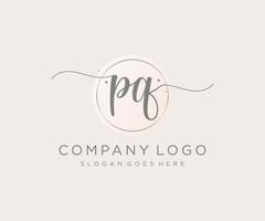 anfängliches pq feminines Logo. verwendbar für Natur-, Salon-, Spa-, Kosmetik- und Schönheitslogos. flaches Vektor-Logo-Design-Vorlagenelement. vektor