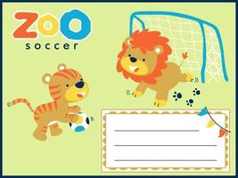 hälsning kort mall med rolig lejon och tiger spelar fotboll. vektor tecknad serie illustration