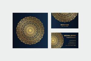 Goldene Visitenkarten mit orientalischem Blumenmandala kostenlos vektor