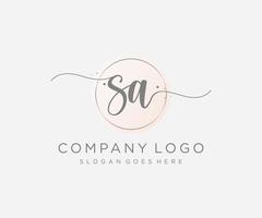 första sa feminin logotyp. användbar för natur, salong, spa, kosmetisk och skönhet logotyper. platt vektor logotyp design mall element.