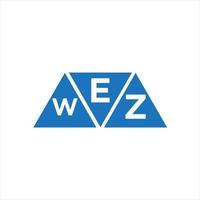 ewz-Logo in Dreiecksform auf weißem Hintergrund. ewz creative initials letter logo-konzept. vektor