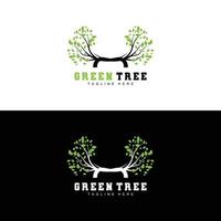 grön träd logotyp design, bonsai träd logotyp illustration, blad och trä vektor