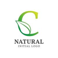 brev c med blad naturlig första vektor logotyp design