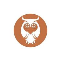 Eule Logo Icon Design Tier und einfaches Geschäft vektor