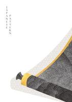 kinesisk bakgrund med guld och svart textur vektor. orientalisk rullande papper baner design med japansk mönster i årgång stil. vektor