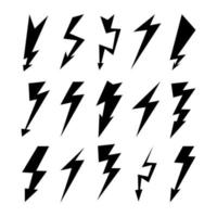 Blitz-Icon-Set. elektrizität donner, gefahrensymbol. Blitzschlag. blinkende schwarze symbole isoliert auf weiß. Sturmblitz-Silhouetten. Vektor-Illustration. vektor