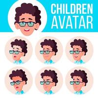 Junge Avatar Set Kindervektor. weiterführende Schule. Emotionen begegnen. Kinder. schön, lustig. Cartoon-Kopf-Illustration vektor