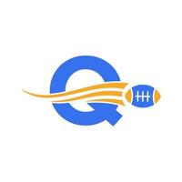buchstabe q rugby-logo, american-football-logo kombinieren mit rugby-ball-symbol für das vektorsymbol des amerikanischen fußballvereins vektor
