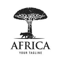 afrikanisches baumdesign mit tiger jaguar leopard gepard puma panther silhouette für safari abenteuer logo design vektor