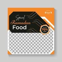 spezielle ramadan-lebensmittelverkaufs-social-media-beitragsvorlage vektor