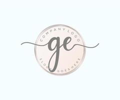första gE feminin logotyp. användbar för natur, salong, spa, kosmetisk och skönhet logotyper. platt vektor logotyp design mall element.