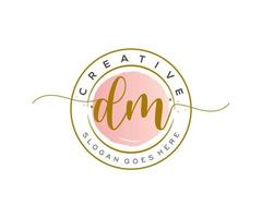 första dm feminin logotyp skönhet monogram och elegant logotyp design, handstil logotyp av första signatur, bröllop, mode, blommig och botanisk med kreativ mall. vektor