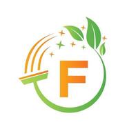 dienstmädchen-logo auf buchstabe f-konzept mit sauberem bürstensymbol vektor