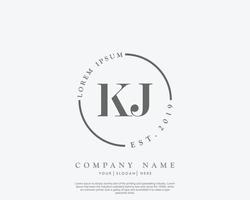 Anfangsbuchstabe kj feminines Logo Schönheitsmonogramm und elegantes Logodesign, Handschriftlogo der Erstunterschrift, Hochzeit, Mode, Blumen und Pflanzen mit kreativer Vorlage vektor