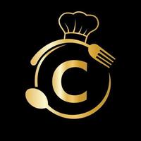restaurang logotyp på brev c med kock hatt, sked och gaffel symbol för kök tecken, Kafé ikon, restaurang, matlagning företag vektor