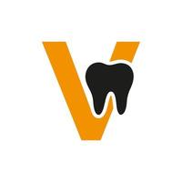 brev v dental logotyp begrepp med tänder symbol vektor mall