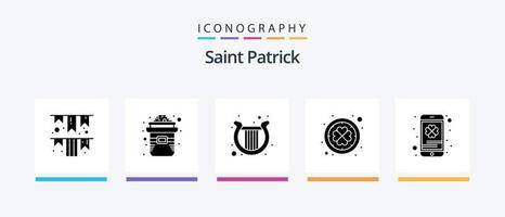 Saint Patrick Glyph 5 Icon Pack inklusive Handy. Kleeblatt. Harfe. Patrick. Irland. kreatives Symboldesign vektor