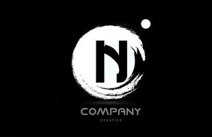 n Grunge-Alphabet-Buchstaben-Logo-Icon-Design mit Schrift im japanischen Stil in Schwarz und Weiß. kreative Vorlage für Unternehmen und Unternehmen vektor