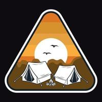 Abenteuer-Camping-Label-Vektor-Illustration Retro-Vintage-Abzeichen-Aufkleber und T-Shirt-Design vektor