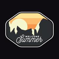 Sommer Sonnenuntergang Strand Label Vektor Illustration Retro Vintage Abzeichen Aufkleber und T-Shirt Design