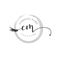 initial cm logo handschrift schönheitssalon mode modernes luxus monogramm vektor