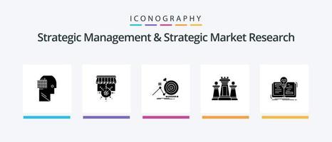 strategisk förvaltning och strategisk marknadsföra forskning glyf 5 ikon packa Inklusive bok. taktik. mål. strategi. schack. kreativ ikoner design vektor