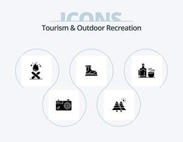 Tourismus und Erholung im Freien Glyphen-Icon-Pack 5 Icon-Design. Tee. Schiene. Lagerfeuer. wandern. Stiefel vektor