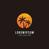 silhouette palme und goldener sonnenstrand für hotelrestaurant urlaub urlaub reisen logo design vektor