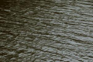 realistisch Illustration von Fluss Wasser Hintergrund mit Wellen und Wellen. Nitra Fluss im Slowakei. vektor