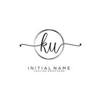 Initiale ku feminin Logo Sammlungen Vorlage. Handschrift Logo von Initiale Unterschrift, Hochzeit, Mode, Schmuck, Boutique, Blumen- und botanisch mit kreativ Vorlage zum irgendein Unternehmen oder Geschäft. vektor