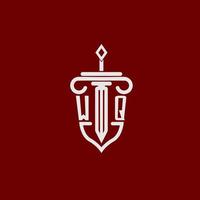 wq första logotyp monogram design för Rättslig advokat vektor bild med svärd och skydda