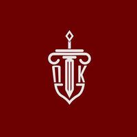 nk första logotyp monogram design för Rättslig advokat vektor bild med svärd och skydda