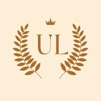 ul initialer logotyp design. brev ul kunglig emblem med krona. vektor