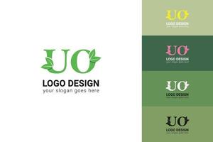 uo brev eco logotyp med grön blad. ekologi brev logotyp. vektor typsnitt för natur affischer, eco vänlig emblem, vegan identitet, ört- och botanisk kort etc.