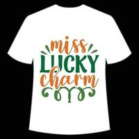 Fröken tur- charm st. Patricks dag skjorta skriva ut mall, tur- behag, irländska, alla har en liten tur typografi design vektor