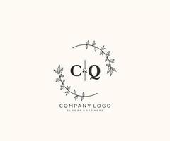 första cq brev skön blommig feminin redigerbar förhandsgjord monoline logotyp lämplig för spa salong hud hår skönhet boutique och kosmetisk företag. vektor