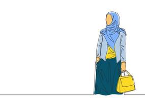 ett enda linje teckning av ung attraktiv Lycklig muslim bär slöja och innehav ficka väska på hand. skön kvinna i trendig hijab mode begrepp kontinuerlig linje dra design vektor illustration