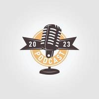 enkel emblem bricka mic podcast logotyp ikon design illustration vektor