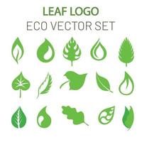 vektor uppsättning av grön löv på eco tema. vektor samling av stiliserade löv och deras silhuetter i platt stil