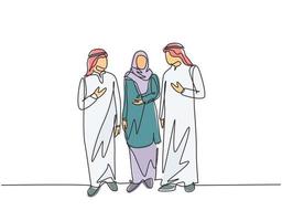 en enda radritning av ung urban muslimsk pendlare som går tillsammans på stadsgatan. saudiarabien tyg shmag, halsduk, thobe, ghutra, hijab, slöja. kontinuerlig linje rita design vektor illustration