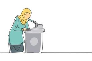 Single One-Line-Zeichnung junge arabische Frau, die durstig trinkt an trinkfertigen Wasserhähnen, die in öffentlichen Räumen weit verbreitet sind. moderne durchgehende Linie zeichnen Design-Grafik-Vektor-Illustration vektor