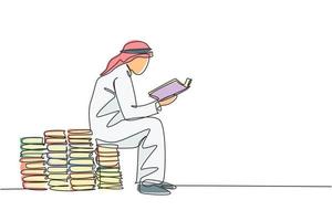 Eine einzige Strichzeichnung eines jungen glücklichen männlichen muslimischen Geschäftsmannes, der ein Buch über einem Bücherstapel liest. saudi-arabien tuch shmag, kandora, kopftuch, thobe. durchgehende Linie zeichnen Design-Vektor-Illustration vektor