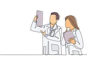 eine durchgehende einzeilige Zeichnung eines jungen Arztes und einer Ärztin, die das Röntgenfotoergebnis des Patienten gemeinsam besprechen und diagnostizieren. medizinisches Gesundheitswesen Konzept Single Line Draw Design Vector Illustration
