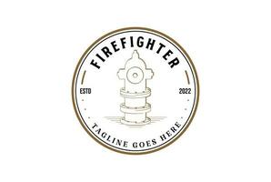 Jahrgang Feuer Hydrant Abzeichen Emblem Etikette Logo Design vektor