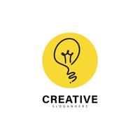 Licht Birne kreativ Idee Hand gezeichnet Vektor Logo Design