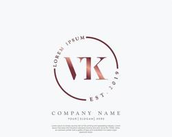 Initiale Brief vk feminin Logo Schönheit Monogramm und elegant Logo Design, Handschrift Logo von Initiale Unterschrift, Hochzeit, Mode, Blumen- und botanisch mit kreativ Vorlage vektor