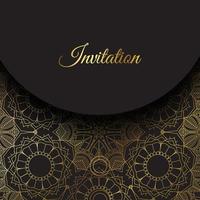 elegant inbjudan bakgrund med guld mandala design vektor