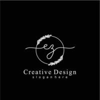 första ez skönhet monogram och elegant logotyp design, handstil logotyp av första signatur, bröllop, mode, blommig och botanisk logotyp begrepp design vektor